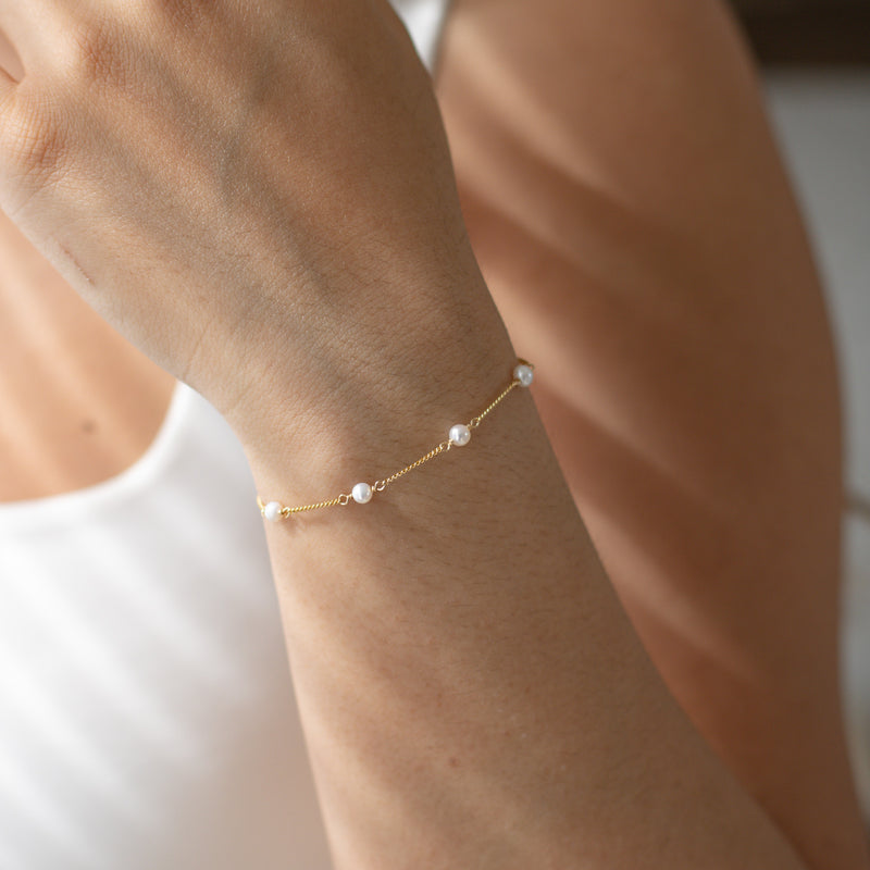 Margo Pearl Bracelet