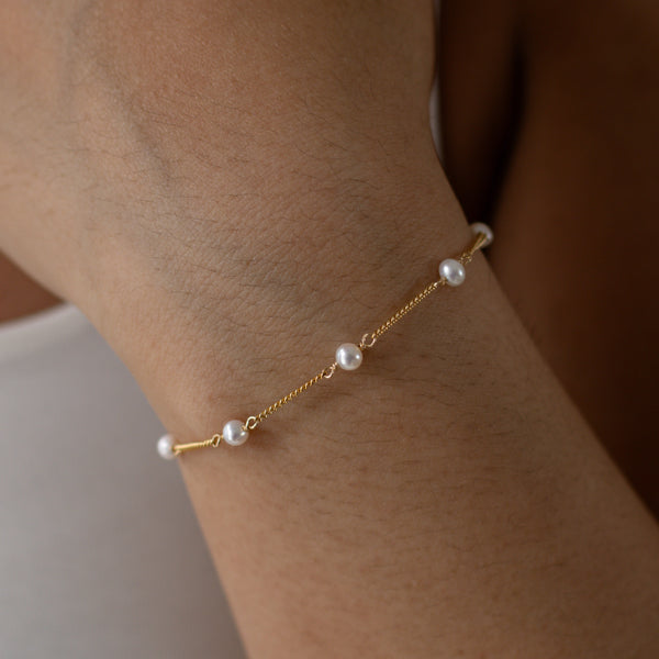 Margo Pearl Bracelet